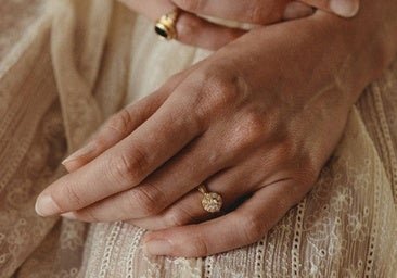 Anillos vintage: dónde comprar las joyas más buscadas del año