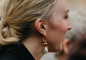 Nunca he sido de llevar joyas con perlas hasta que fiché estos anillos y pendientes