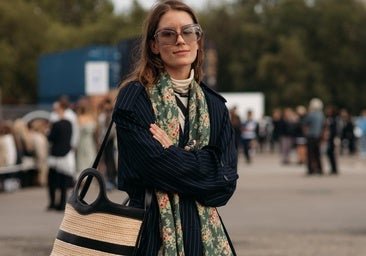 Los prendas para hacer más apetecible la vuelta a la rutina: del vestido que levanta el ánimo a la chaqueta todoterreno con el estampado tendencia