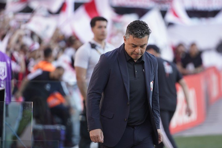 Gallardo, en la derrota ante Riestra. Foto Maxi Failla