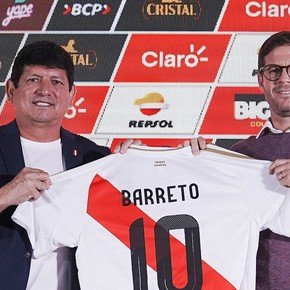 Perú designó como DT interino al jefe de las divisiones menores tras la salida de Óscar Ibáñez