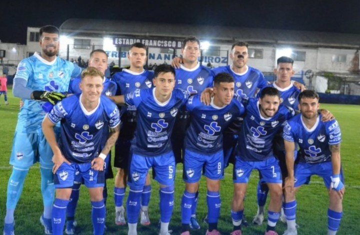 Midland deberá enfrentar a Deportivo Armenio en la próxima fecha.