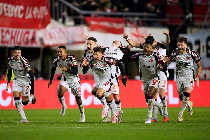 Flamengo eliminó a Estudiantes en Uno. (AP Photo/Gustavo Garello)