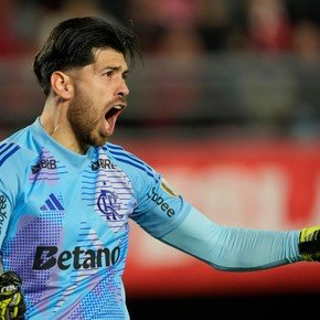 Flamengo le ganó a Estudiantes por penales y será rival de Racing en la semi