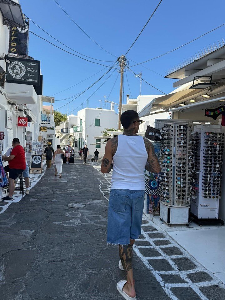 Enzo Fernández de vacaciones en Grecia (sin Instagram).