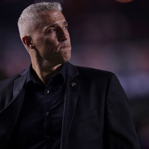 No levanta: cuarta derrota al hilo para Crespo en San Pablo y muy lejos de la punta del Brasileirao