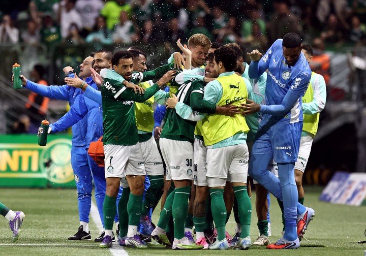 Palmeiras goleó de local (Reuters).