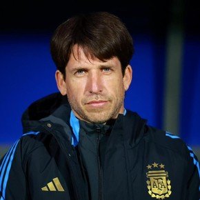 Placente, de la alegría por el triunfo a la banca al arquero