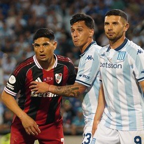 Maravilla Martínez: de los goles errados a la roja y una floja estadística
