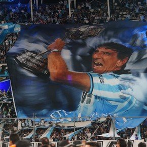 Furor por ver a Racing en Brasil: arrasaron el pack aéreo, cuántos micros saldrán y entradas para la revancha