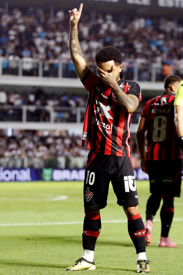 Matheuzinho festeja el gol (Reuters).