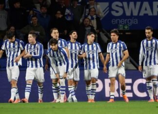 Duro golpe para Almeyda: el Sevilla perdió por realizar mal ¡un saque lateral!