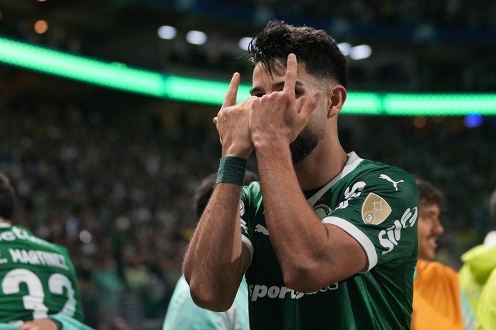 El Flaco López, arma goleadora del Palmeiras. (AP)