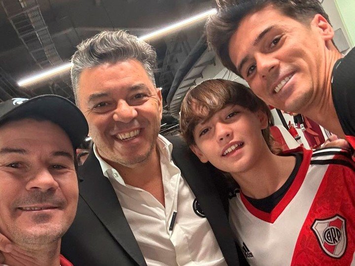 La familia Coria junto a Marcelo Gallardo