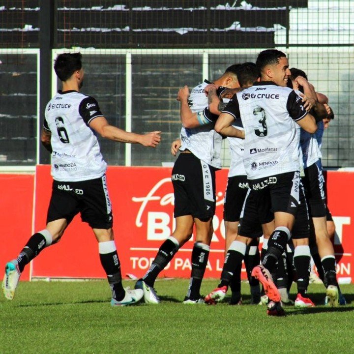 Gimnasia de Mendoza quiere ser finalista en el Nacional.