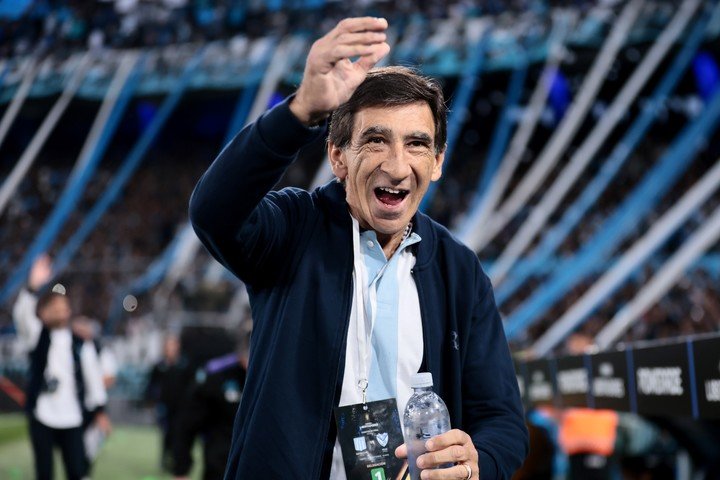 Racing es todo en la vida de Costas. Ahora va por la Libertadores. EFE/ Adan González