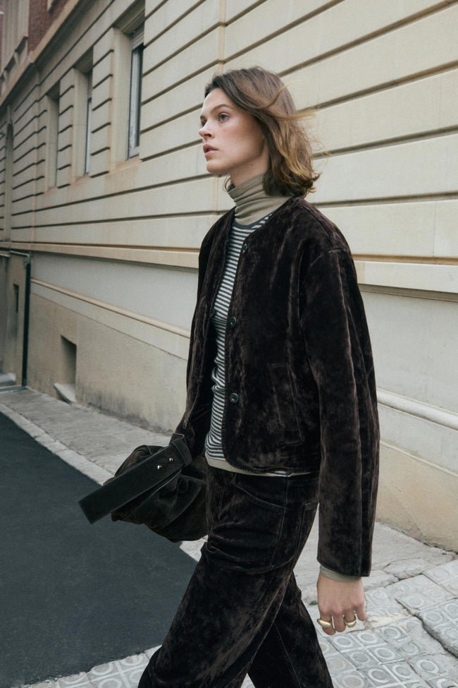 Chaqueta de terciopelo de Massimo Dutti (99,99 euros)