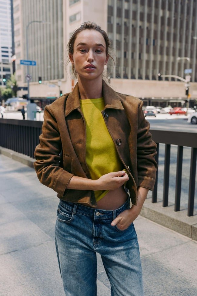 Chaqueta efecto ante de Zara (39,99 euros)