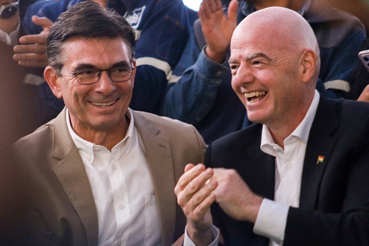 Infantino y Paz en el acto de inauguración. EFE/ Gabriel Márquez