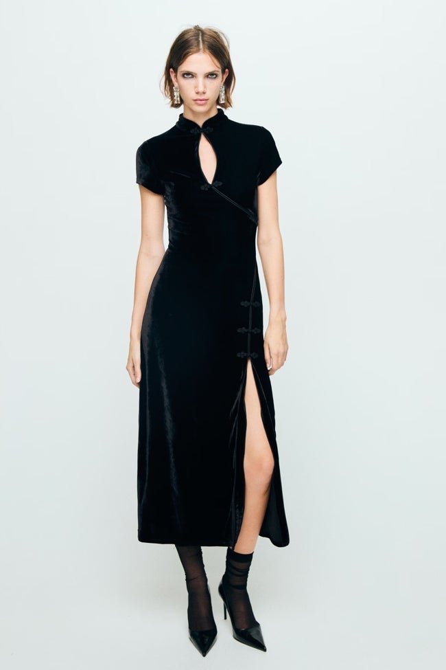Vestido negro de Mango (35,99 euros)