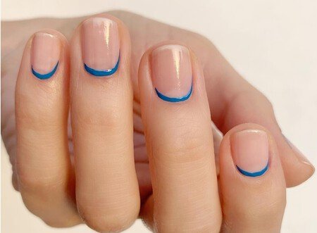 Manicura Francesa Invertida