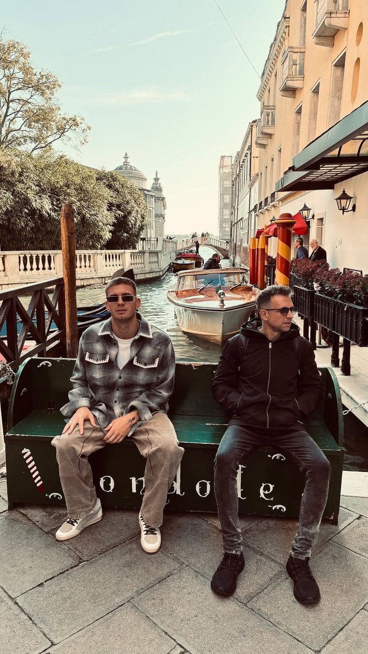 La foto de Mastantuono en Venecia.