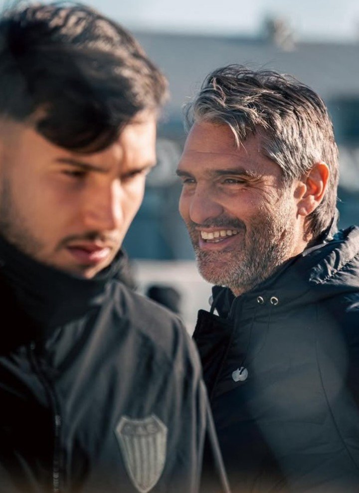 Estudiantes busca la clasificación a la final por el ascenso.