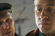 ‘Monstruo: La historia de Ed Gein’ cuestiona la leyenda de Hitchcock y muestra su faceta más inquietante. Creo que es lo único en lo que acierta la serie de Netflix