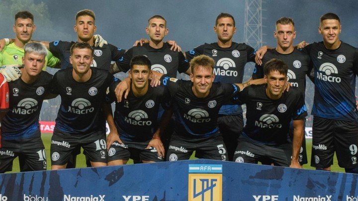 Con tres ex-River, Independiente Rivadavia busca eliminar a River para clasificar a la final de la Copa Argentina.