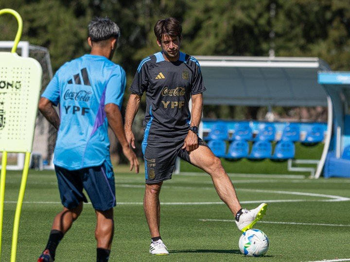 El DT del seleccionado destacó al rival (Foto: Prensa AFA).