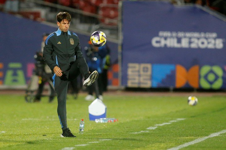 Placente reconoció los erores de su equipo (EFE/ Esteban Garay).