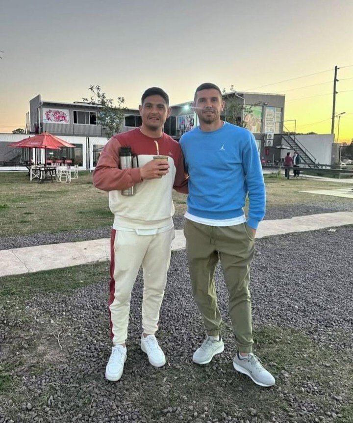 Salas y Maravilla, de buena relación.