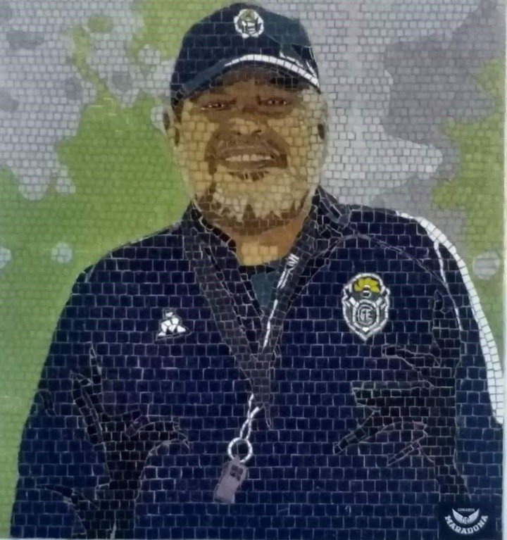 El mural de Diego Maradona antes de ser vandalizado. 