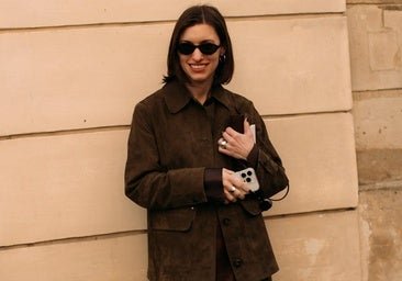 Este otoño pasarás de la gabardina clásica a un diseño de ante gracias a Zara