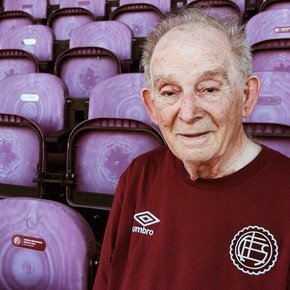 Es hincha de Lanús desde 1951, recorrió Sudamérica para alentarlo y estará en la final contra Atlético Mineiro