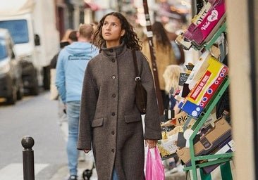 Las novedades de Mango de la semana: vestidos midi, chaquetas de terciopelo y básicos perfectos