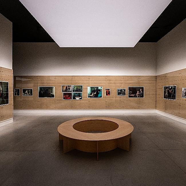 Wonderland hace un repaso por la carrera de Leibovitz deteniéndose en la moda.