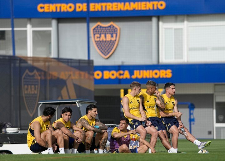 El Xeneize retoma la rutina en Boca Predio. 