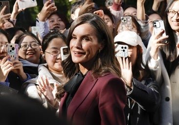 Así arrasó Letizia en China: un saludo viral, química con la primera dama y aclamada por sus miles de fans