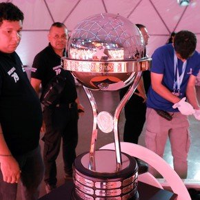 A qué hora juega Lanús vs. Atlético Mineiro y cómo ver hoy EN VIVO la final de la Copa Sudamericana