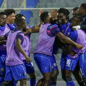 Haití, la selección que está a punto de meterse en su segundo Mundial y no puede hacer de local en su país