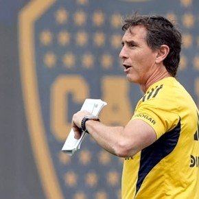 Qué piensan en Boca Predio sobre el futuro de Úbeda y el detalle no menor en su contrato