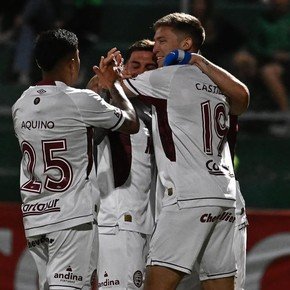 Rodrigo Castillo, el goleador intratable que ilusiona a todo Lanus
