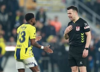 Escándalo en Turquía: 17 árbitros detenidos por arreglo de partidos