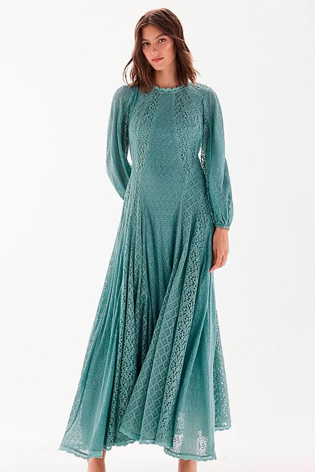 Vestido con detalle de encaje de TFP By Tamara Falcó.