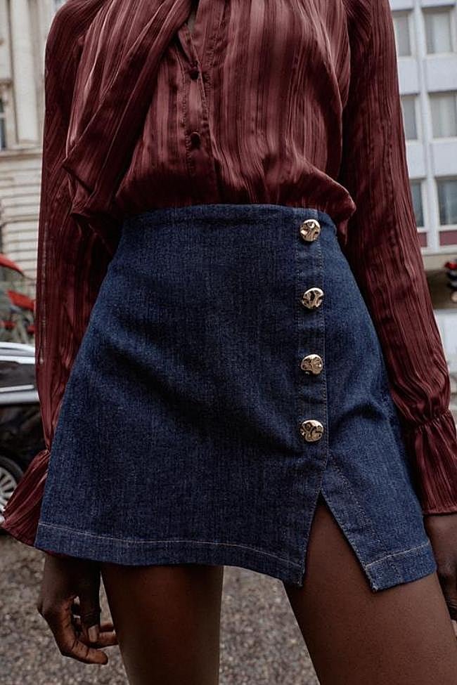 Falda pantalón vaquera de Zara (49,99 euros)