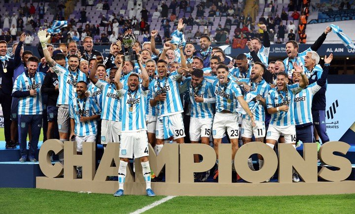 Racing, el primer campeón de la Supercopa Internacional (Reuters).