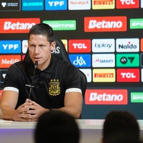 Nicolás Ramírez, el caracúlico árbitro de clásicos y finales