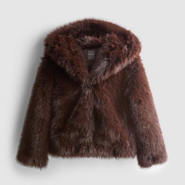 Abrigo de pelo de Primark (44 euros)