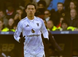 Licha y vuelva: más de 300 días después, Lisandro Martínez volvió a jugar con el Manchester United